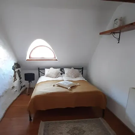 2-room In The Old Town Апартаменты Курессааре